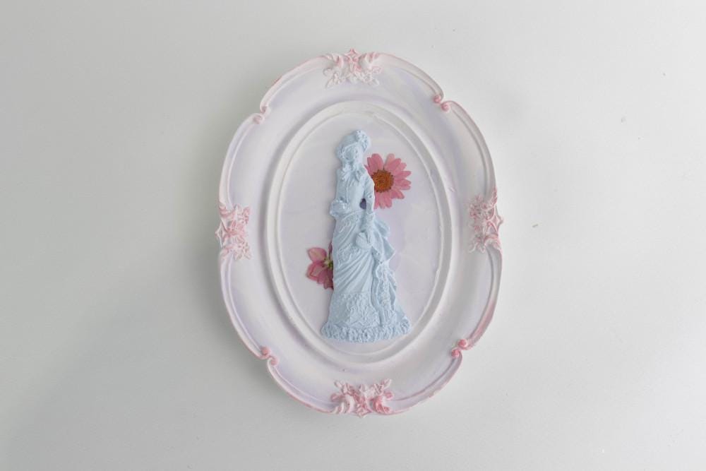 Flower Antique Tray Silicone Mold, Picture Frame, Candle Holder (205mm)