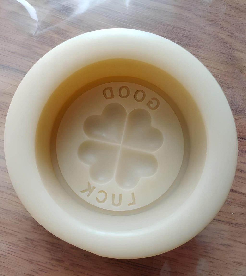 Good Luck Clover Silicone Mold, Coin Soap, Candle, Clay (30/44mm)