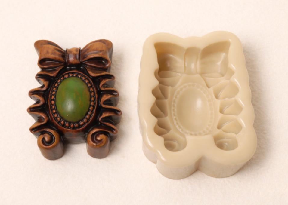 Antique Decor Soap Mold, Hand-Carved Relief, Chocolate, Ornament Diffuser Making