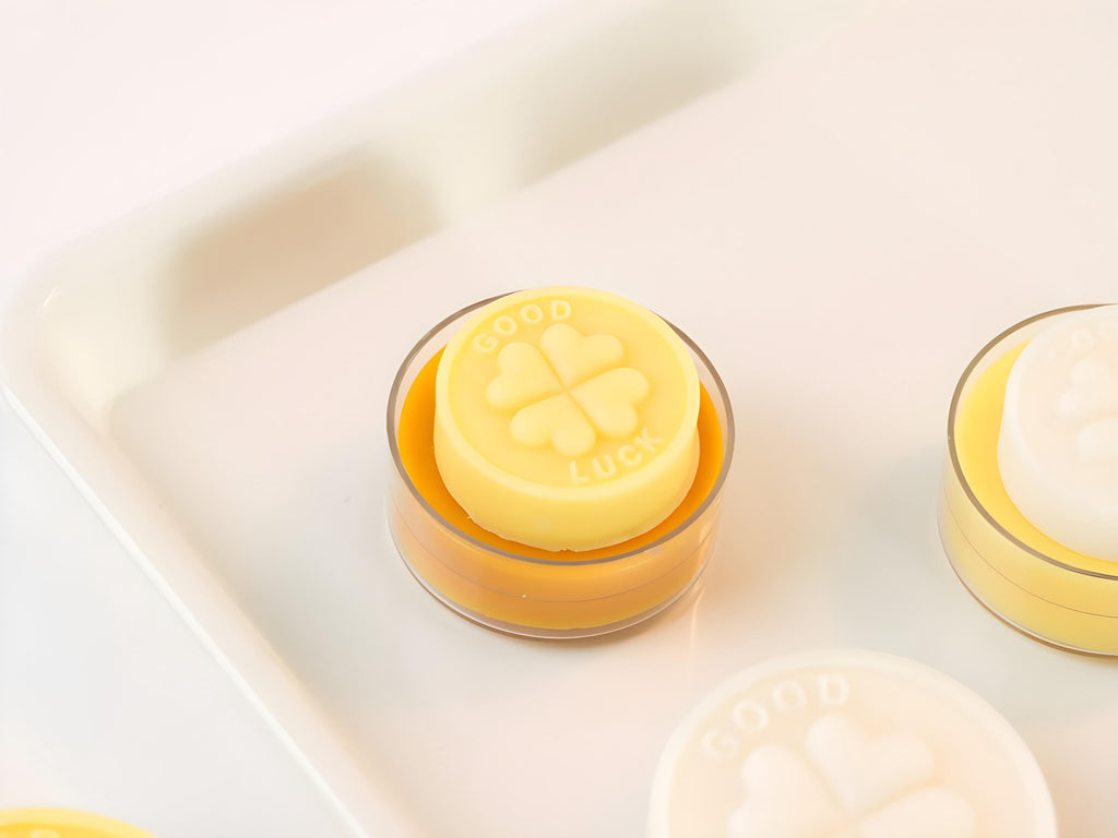 Good Luck Clover Silicone Mold, Coin Soap, Candle, Clay (30/44mm)
