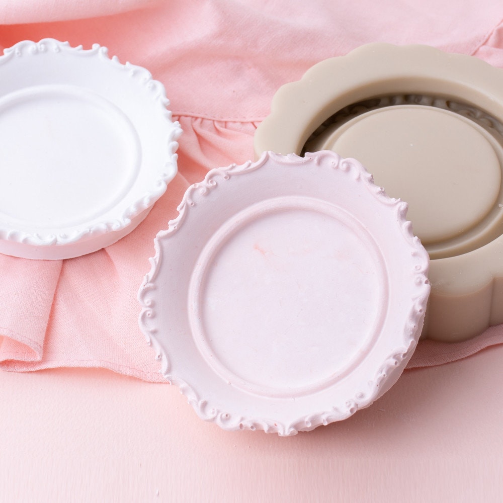 Vintage Style Round Jewelry Tray Silicone Mold, Photo Frame, Coaster (4.3'')