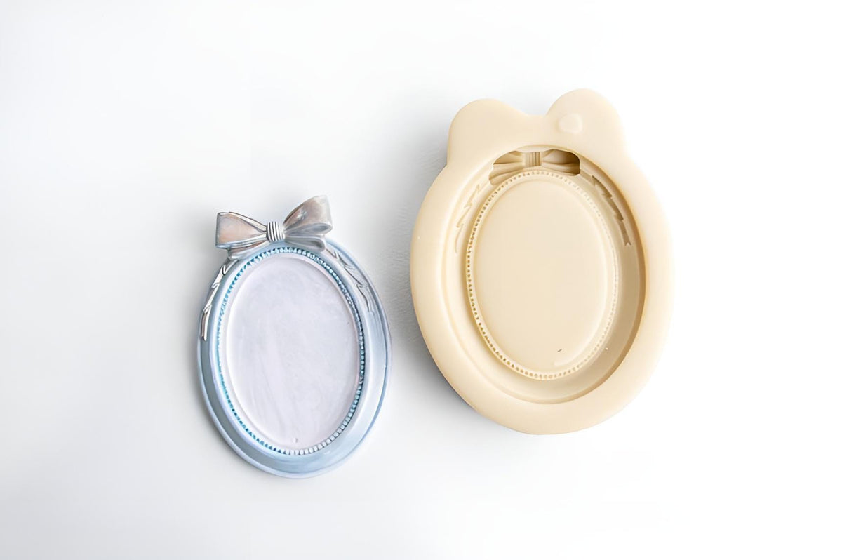 Vintage Oval Frame Silicone Mold, Ribbon and Bow Decor
