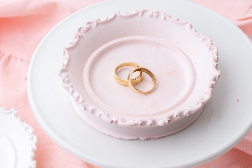 Vintage Style Round Jewelry Tray Silicone Mold, Photo Frame, Coaster (4.3'')