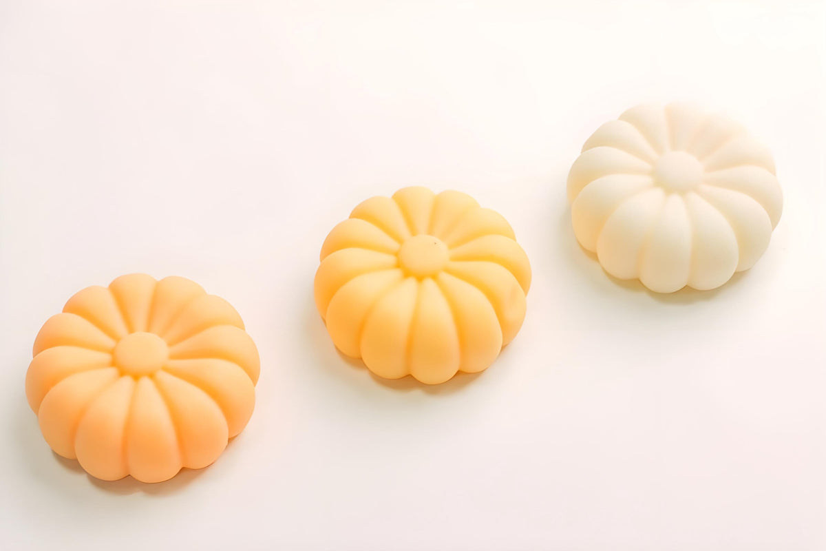 6-Cavity Daisy Flower Silicone Mold, Cake Decoration, Soap, Resin