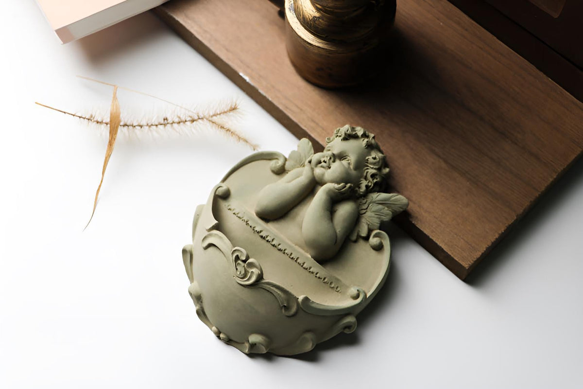 Cherub Wall Planter, Angel Wall Decor, Vintage Style Resin Sculpture